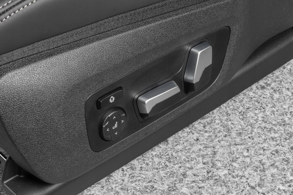 фото №6, Bmw 8 g15 сидіння салон заднє сидіння середина nachtblau individual tylko 15km!