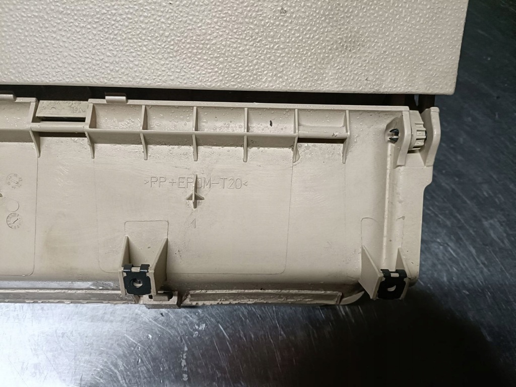 фото №6, Бардачок пасажира vw polo 9n 6q1857097ab