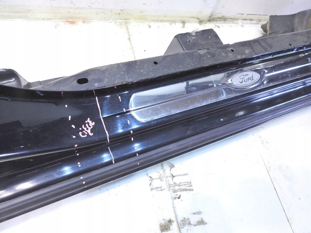Поріг стовпчик  правий передні  g6 ford mondeo mk4 рестайлінг в Україні