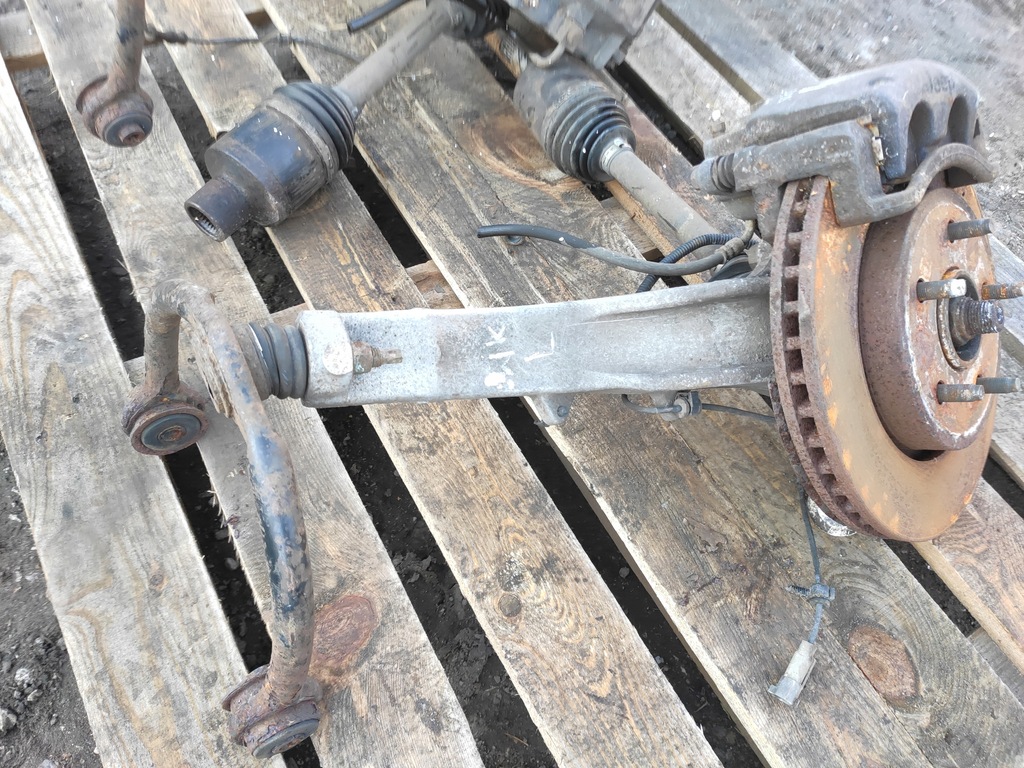 фото №11, Jeep grand cherokee wk 3.0crd commander xk поворотный кулак ступица приводной вал суппорт оригинальный номер