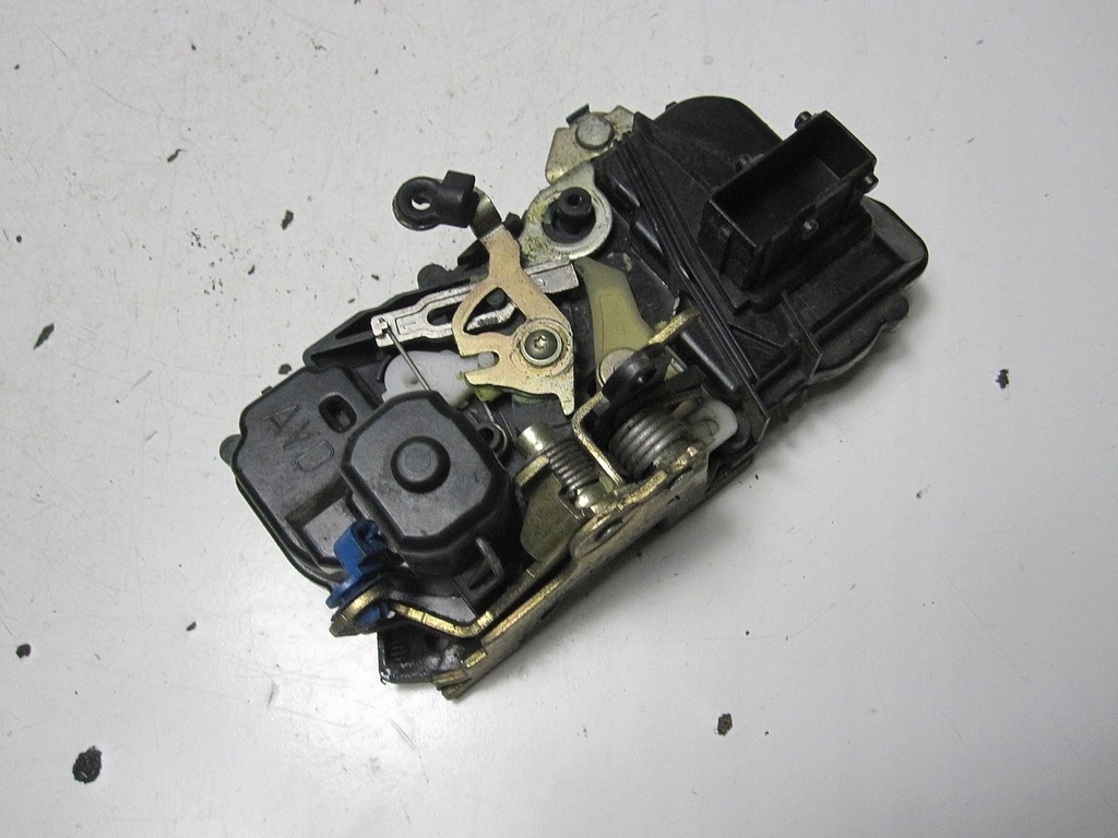 фото №7, Замок двері передній правий citroen berlingo 97r