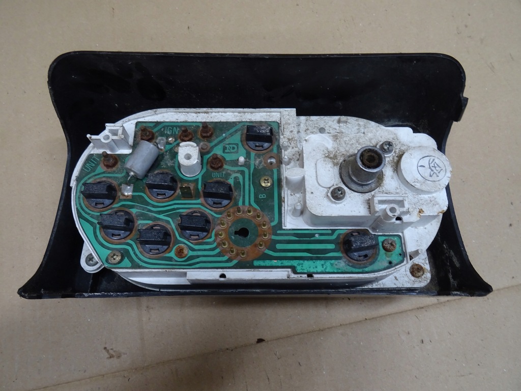 фото №5, Suzuki samurai счетчик приборы км/ч 1,0 410 eu