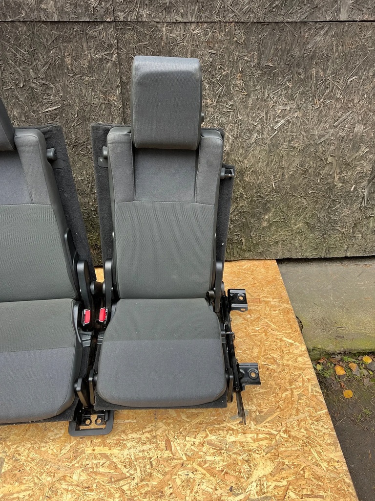 фото №3, Land rover discovery iii 2.7 сиденье iii ряд комплект