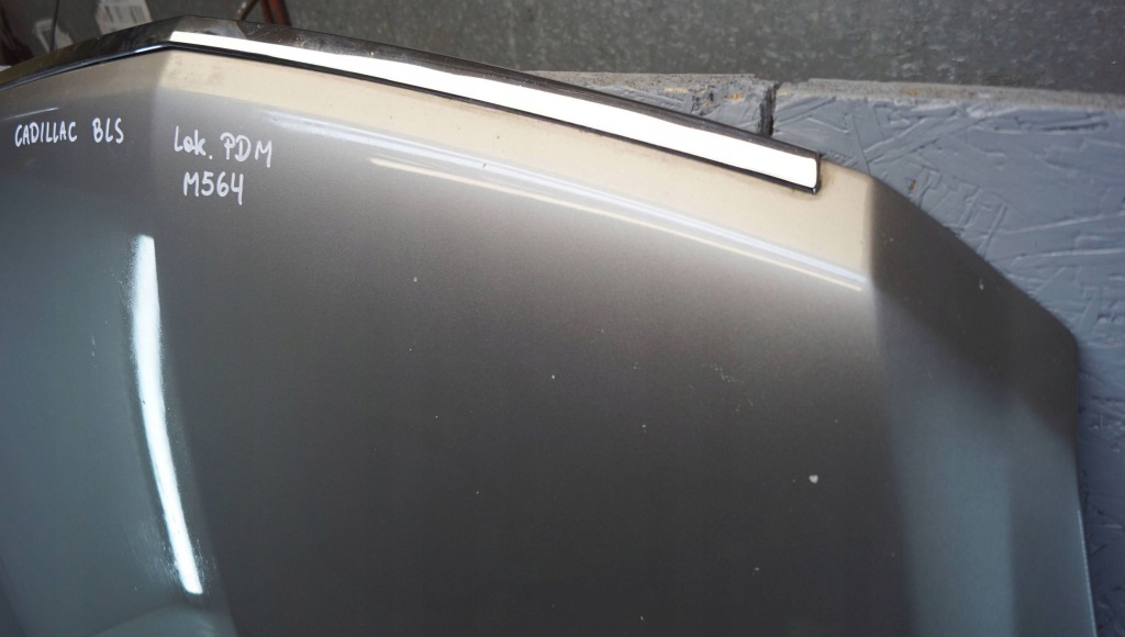 Капот крышка двигателя cadillac bls pdm m564 Недорого