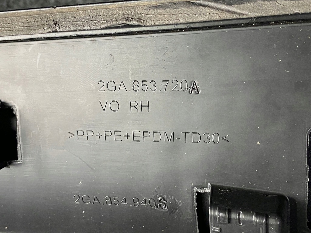 фото №4, Vw t-roc молдинг дверь правая перед 2ga853720a