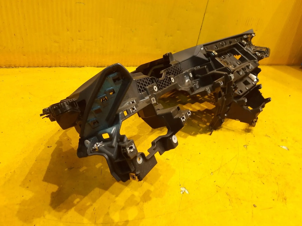 фото №10, Audi e-tron gt приборная панель консоль 4j3857003