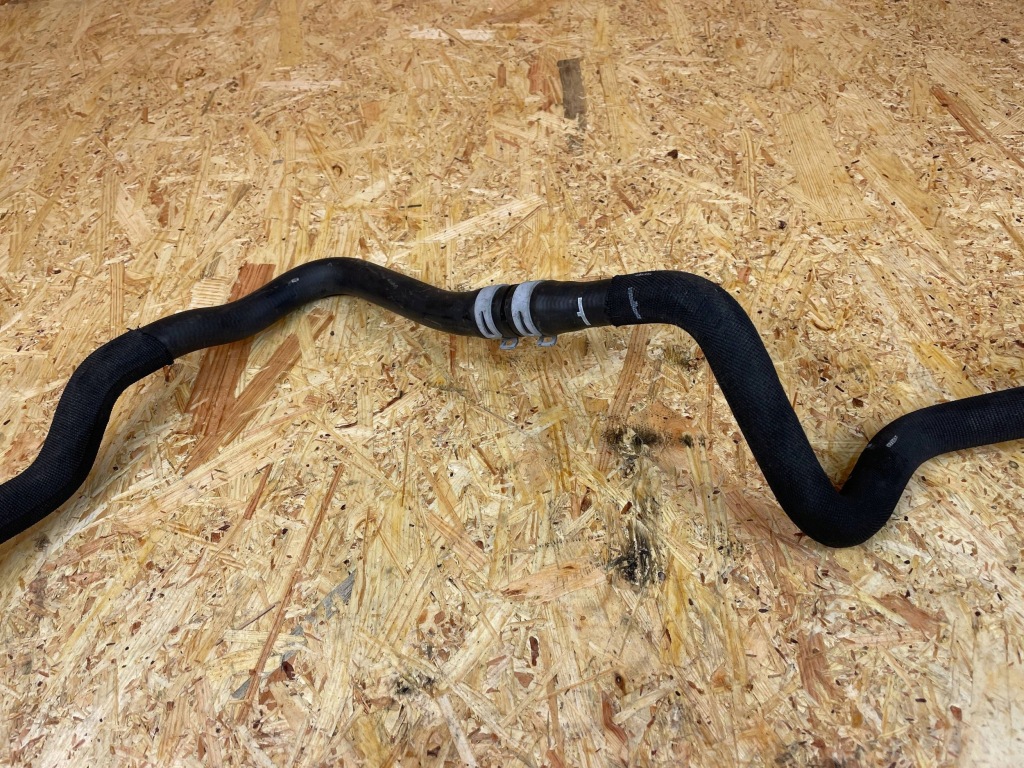 Купити Патрубок труба шланг води mg zs ev електрик 10876866 2021-