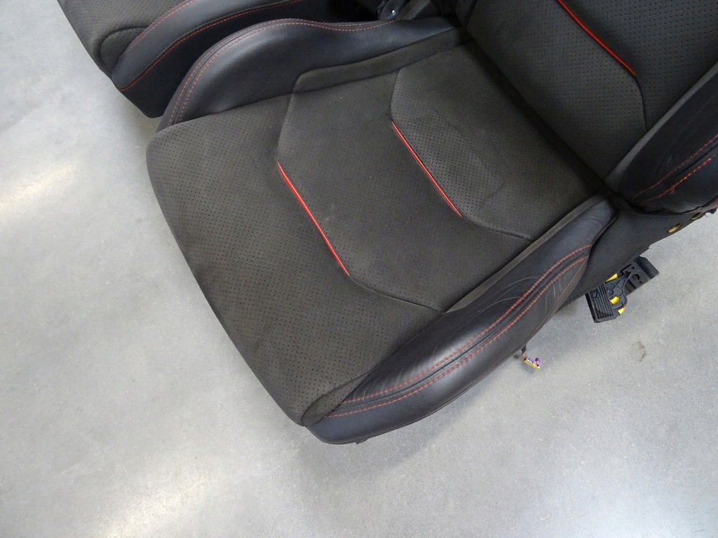 фото №6, 2016-23 camaro zl1 cabrio recaro сиденья сиденье заднее сиденье спинка кожаный кожа