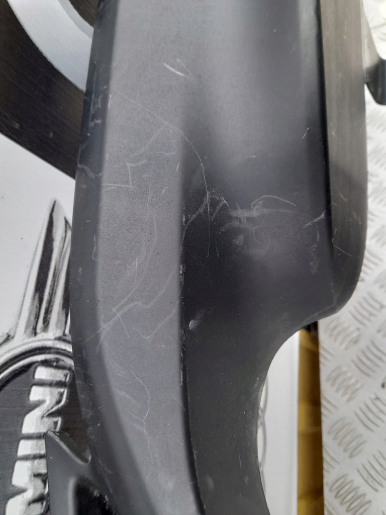 фото №6, Toyota camry viii dół бампера задня spoojler накладка 52169-33030