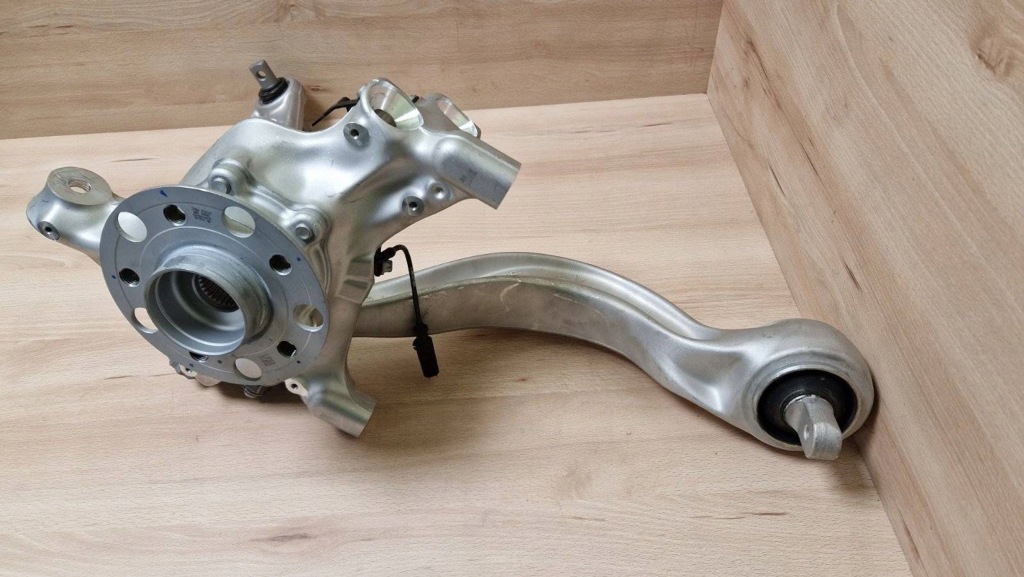 Ступица колеса передний mercedes-benz sl amg r232 a2323305902 Киев