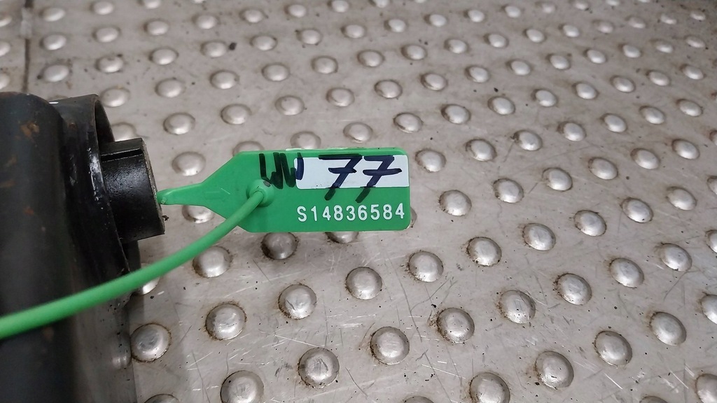 фото №6, Важіль лівий правий задня 1k0505371 vw golf vi touran 1t0 a3 8p0 q3 8u yeti 5l