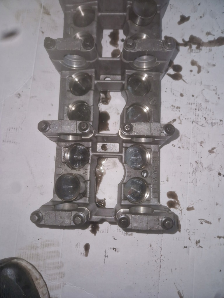 Mercedes sprinter r6110160504 основание валов Киев