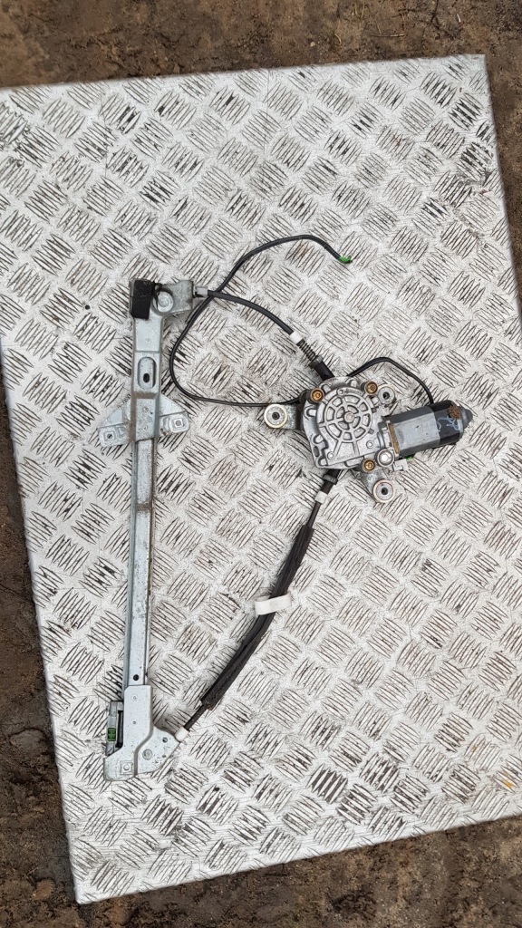 фото №1, Audi a6 c4 подъемник стекло правый перед