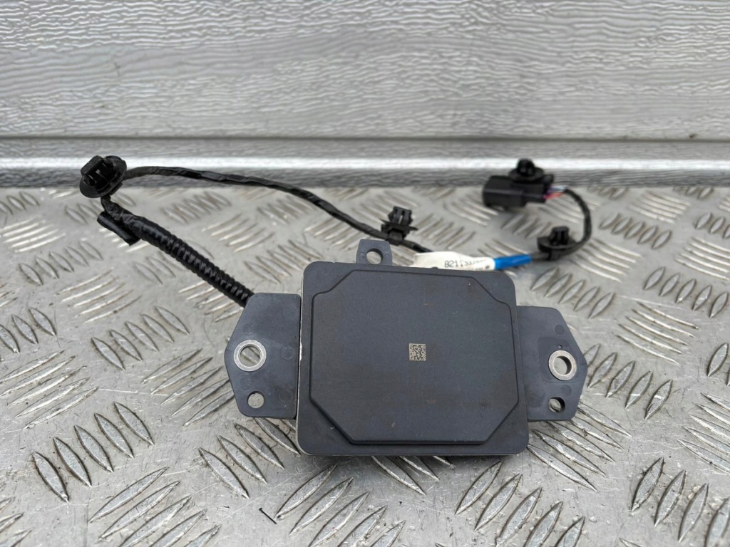 Купити Toyota yaris iv радар distronic штекер електропроводка 88210-0d040