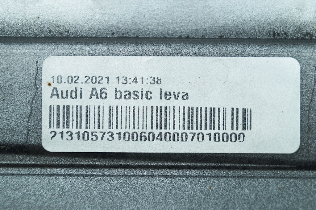 фото №7, Молдинг поріг ліва audi a6 c8 4k0