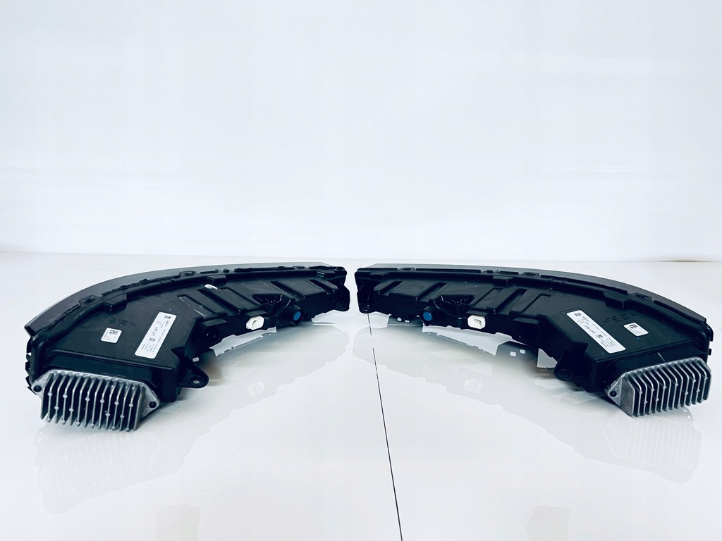 фото №8, Лампы левая правая bmw xm g09 full led адаптивный комплект