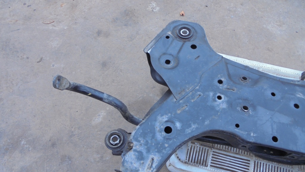 фото №6, Підрамник поперечина перед hyundai i40 1.7 crdi 2014