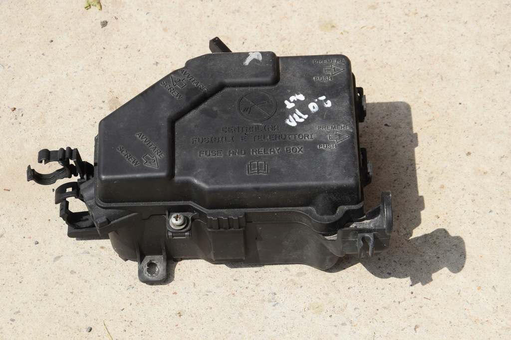 фото №3, Alfa romeo giulietta 2.0tct коробка предохранителей