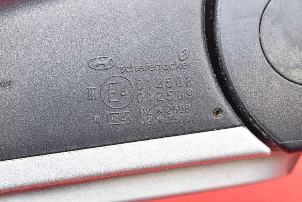 Дзеркало праве сріблястий європа  012508 hyundai santa fe 2 2 06-10 5 pin Доставка