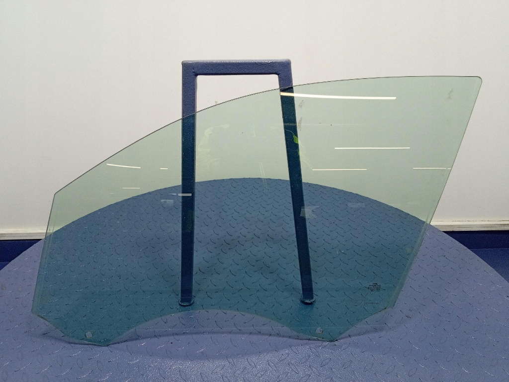 фото №1, Audi q5 i 8r 08- скло двері перед ліва 2010