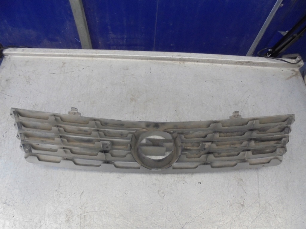 фото №2, Решітка радіатора, решітка радіатора opel sintra 2,2b