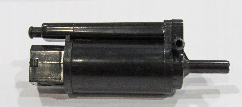 фото №1, Помпа розпилювача volvo fh штекер zaokraglona