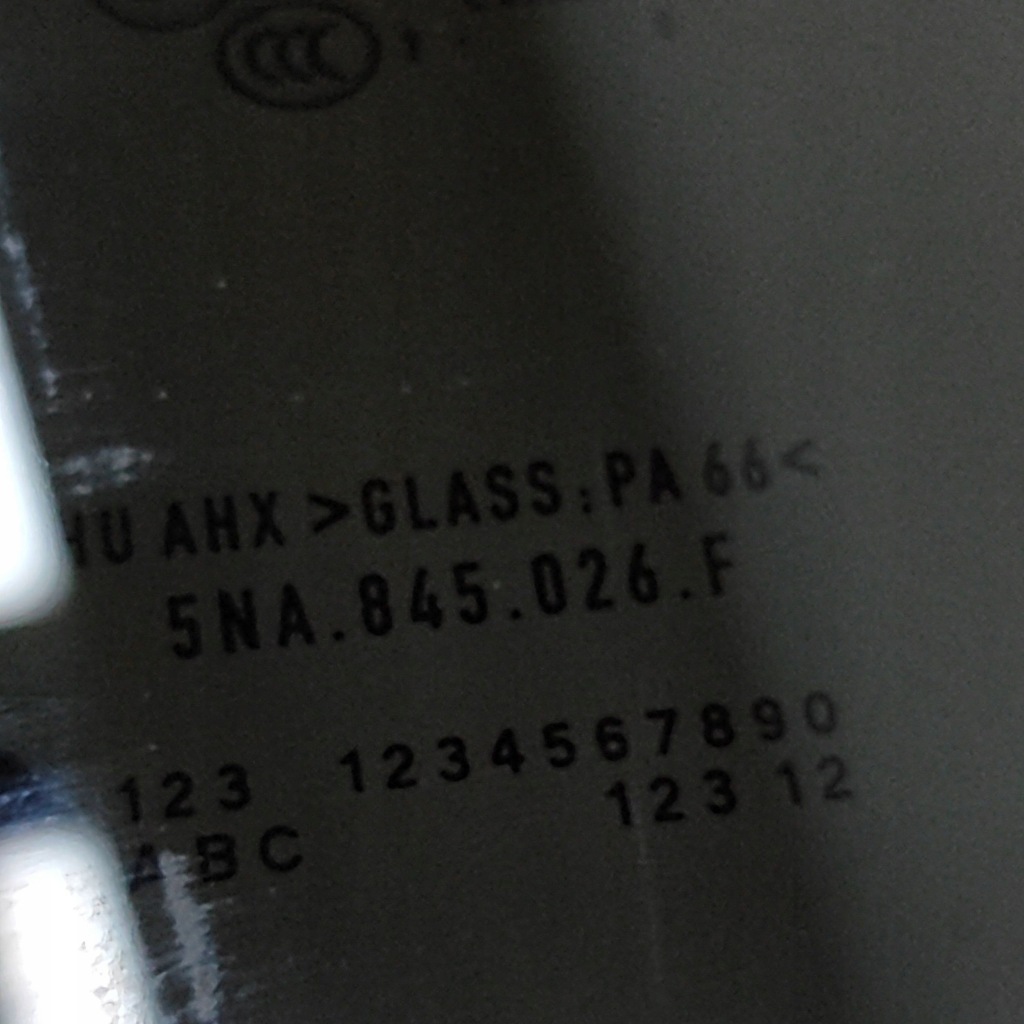 фото №7, Volkswagen tiguan 2024 права сторона скло двері задніх