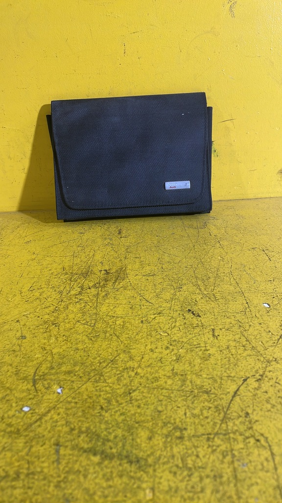 фото №1, Audi a4 b8 - бардачок / чохол na dokumenty