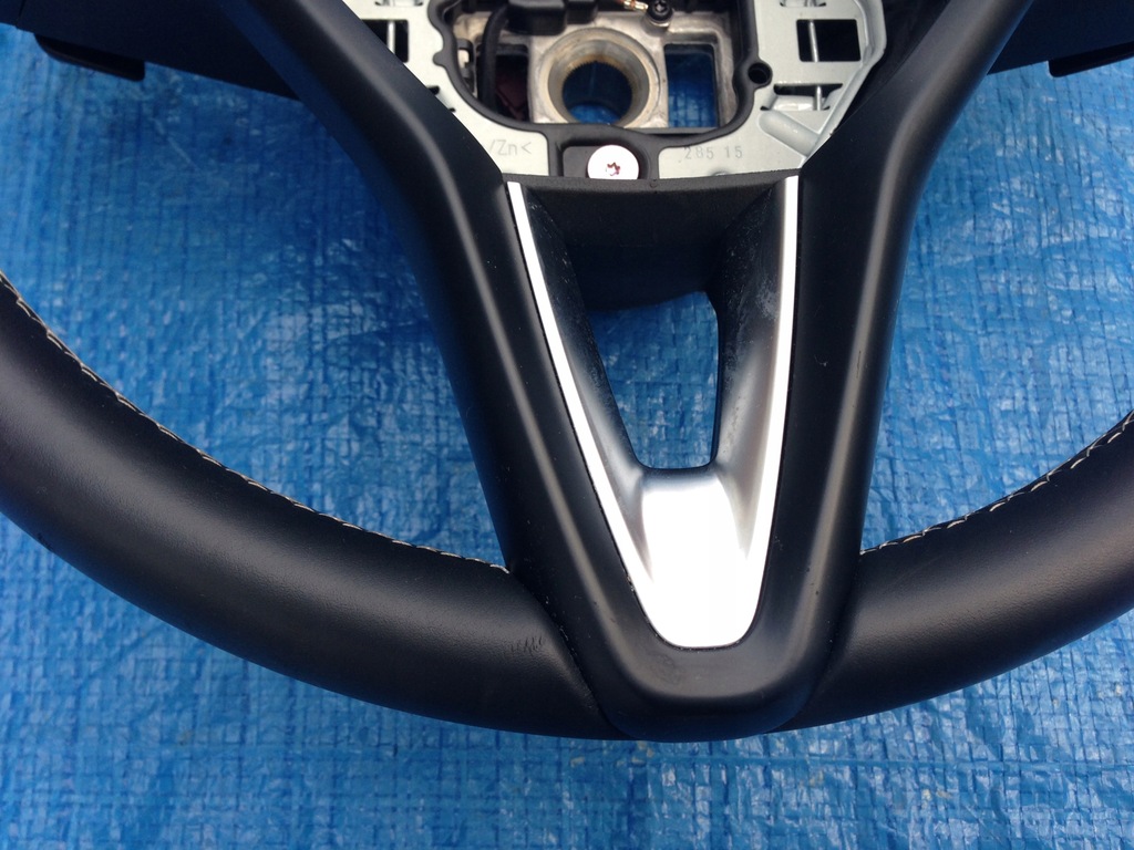 фото №4, Infiniti q30 16 17 повітропровід шкіра