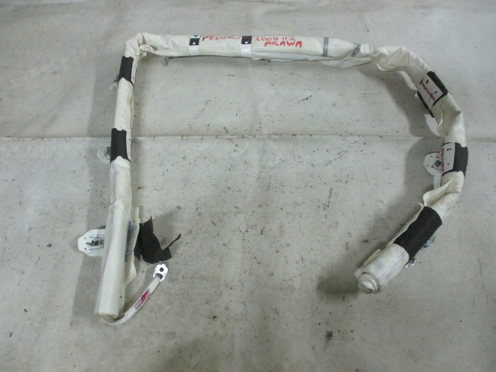 фото №5, Шторка безопасности правая peugeot 2008 2 ii 9838258680