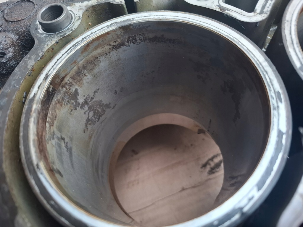 фото №7, Блок полублок двигателя двигателя porsche 996 m96.03 3.6 2004r