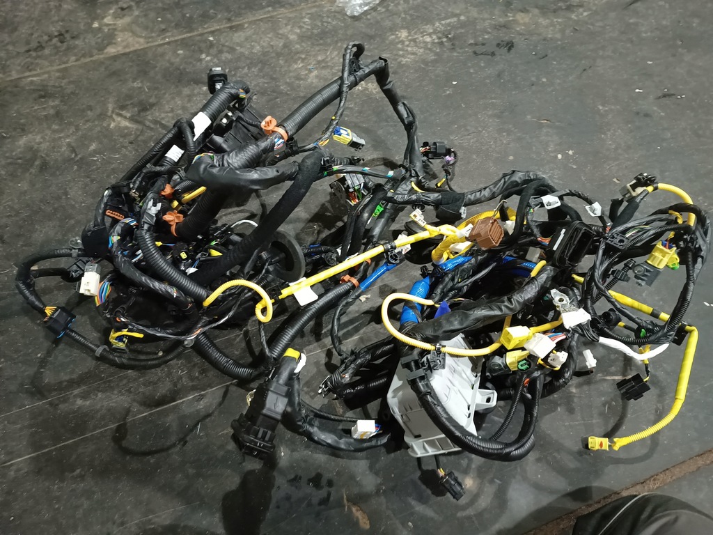 фото №8, Hyundai tucson iii lift- электропроводка отсек двигателя