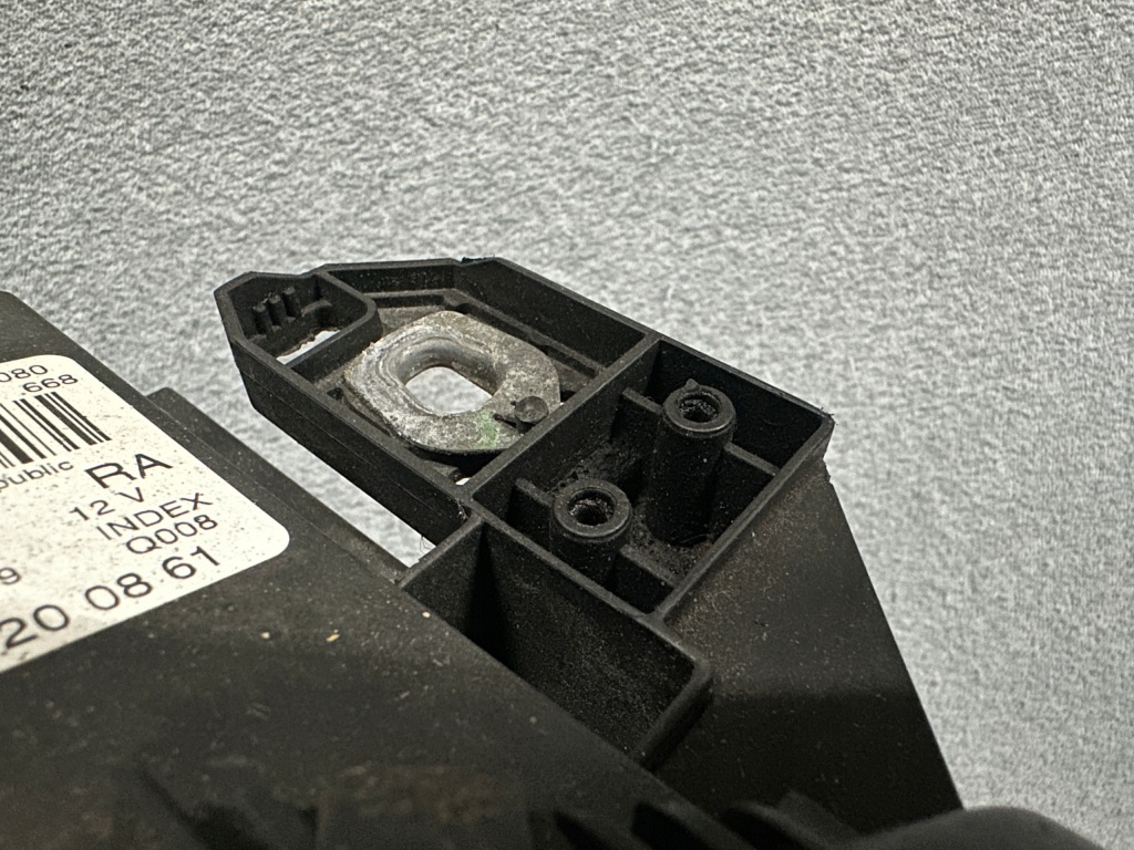 Лампа mercedes cla w117 117 звичайна h7 америка ameryka права оригінал в Україні