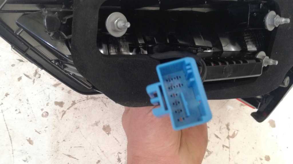 фото №4, Vw t-roc lift лампа задняя задняя левая 2ga945093b