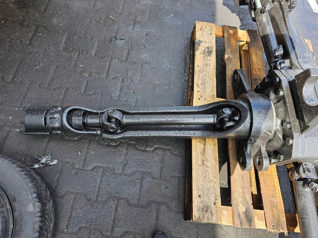 Купить Wał приводной перед steyr 6230 cvt