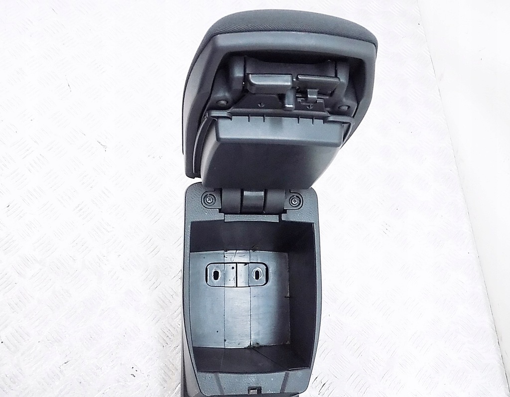 фото №8, Подлокотник туннель - toyota auris ii 15-18 eu