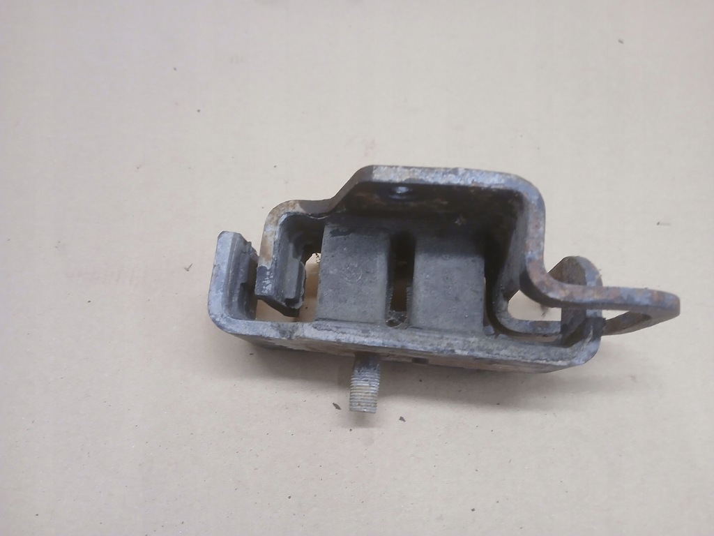 фото №4, Frontera a подушка двигателя правая 2.0 8v