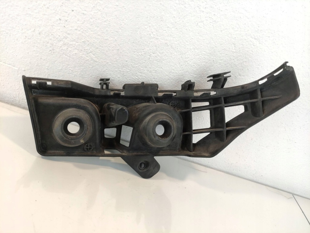 Mercedes-benz gla x156 кронштейн  бампера ліве задні a1568850165 Зі Шроту