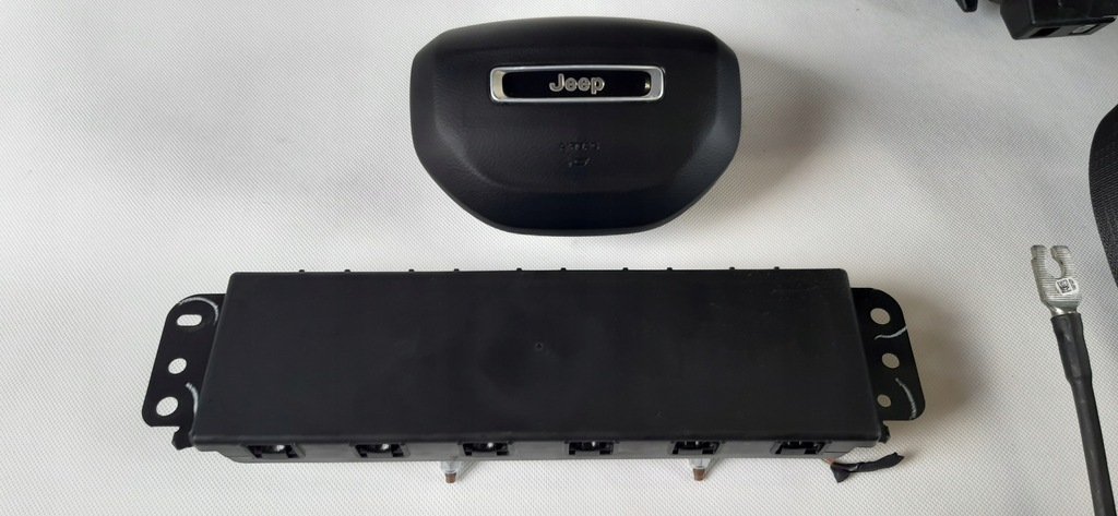 фото №6, Jeep grand cherokee wl приборная панель приборная набор подушка безопасности 68376610ac