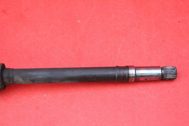 Приводной вал правая перед механическая коробка передач 9636786880 citroen c4 1 1 1.4 16v 88 km 04-08 в Украине