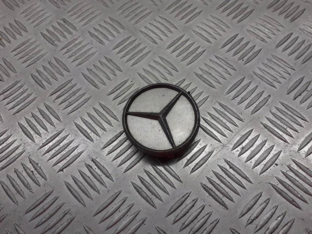 фото №1, Крышка диски mercedes w204