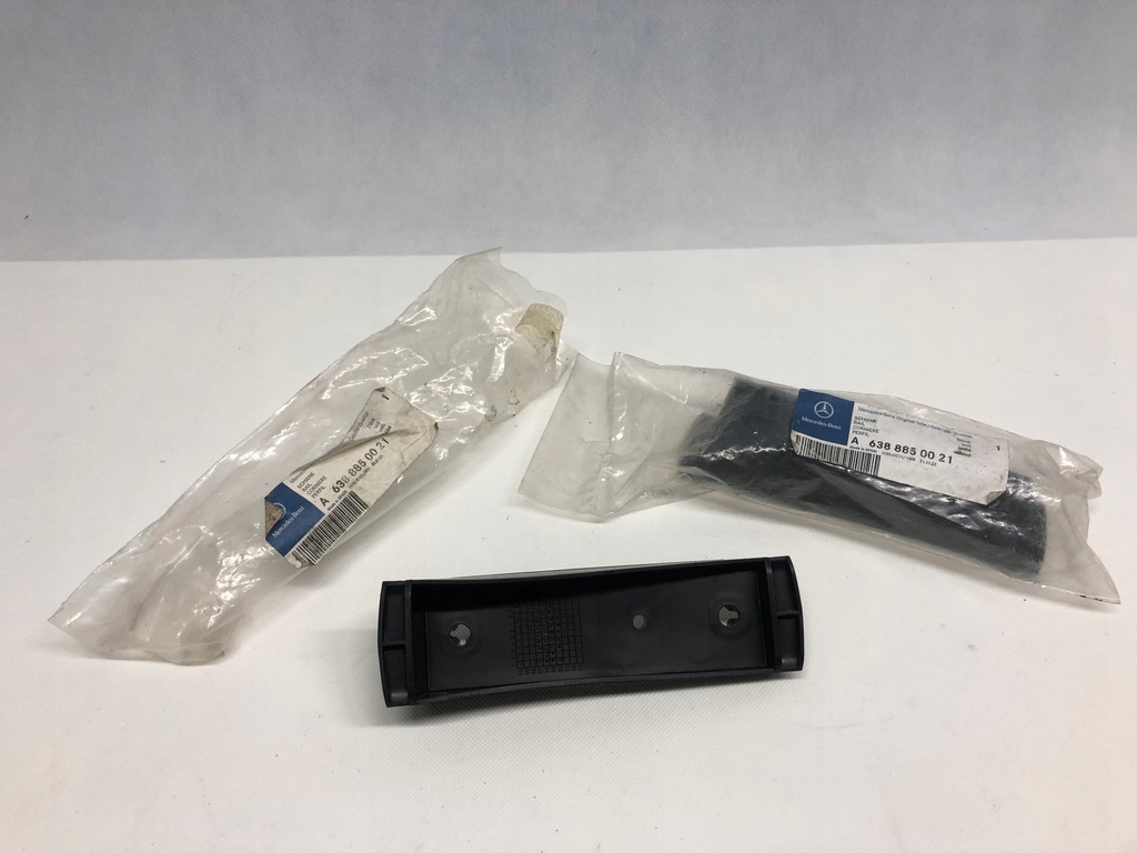 фото №1, Mercedes w638 направляющая бампера перед передний