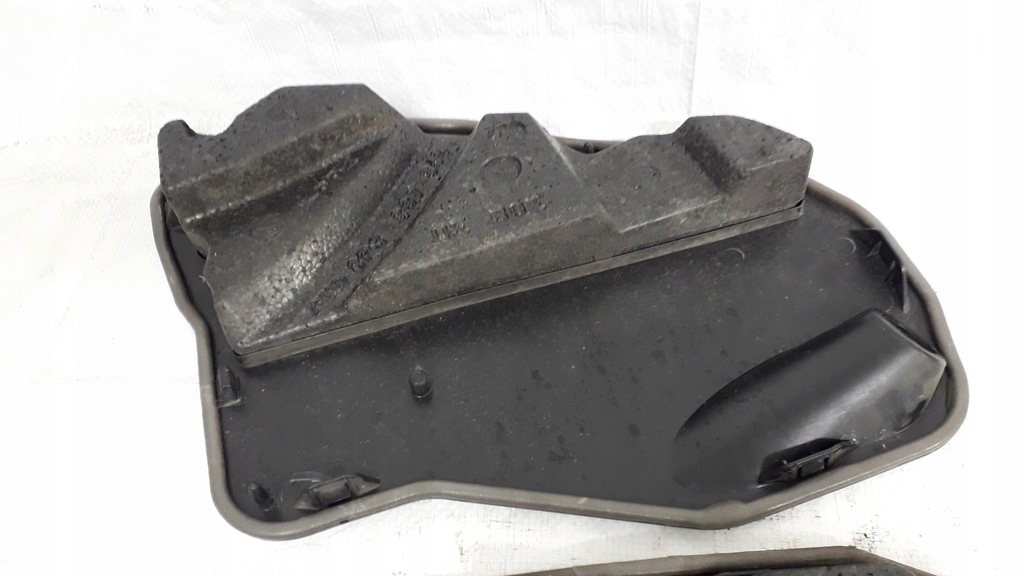 фото №8, Защита дверь левый перед audi a3 8p3837915b