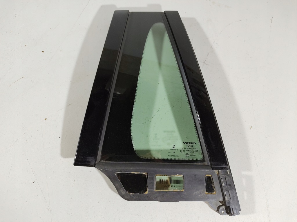 фото №1, Volvo v60 19r- скло двері права