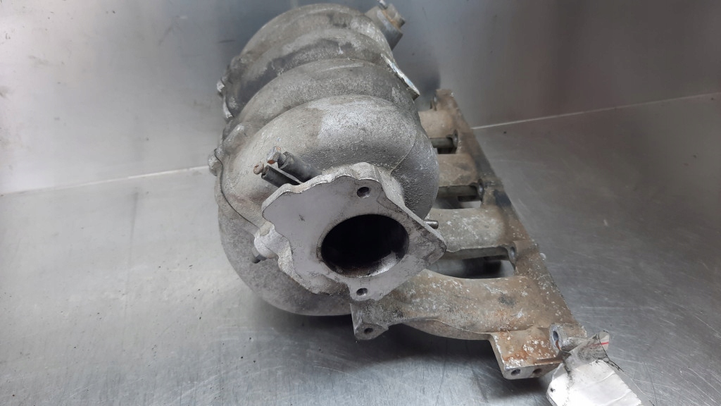 Колектор впускний  daewoo lanos 1.5b 99r 9618287 Оригінал