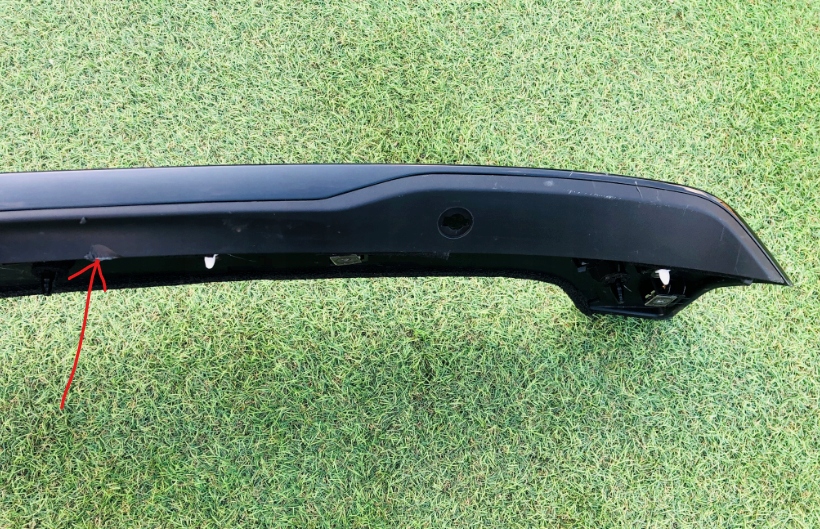 фото №8, Dacia duster спойлер крышки задний задняя 960305411r 960309055r