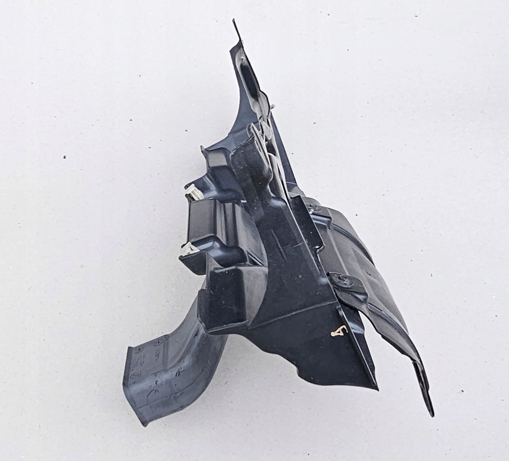 фото №5, Bmw i3 i01 впуск повітропровід повітря 7305658 9309567 7294627