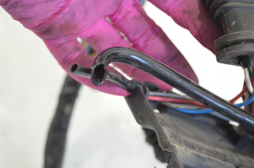 Купити Джгут двигуна v12 6.0 mercedes w140 s klasa c140 cl 0005454881