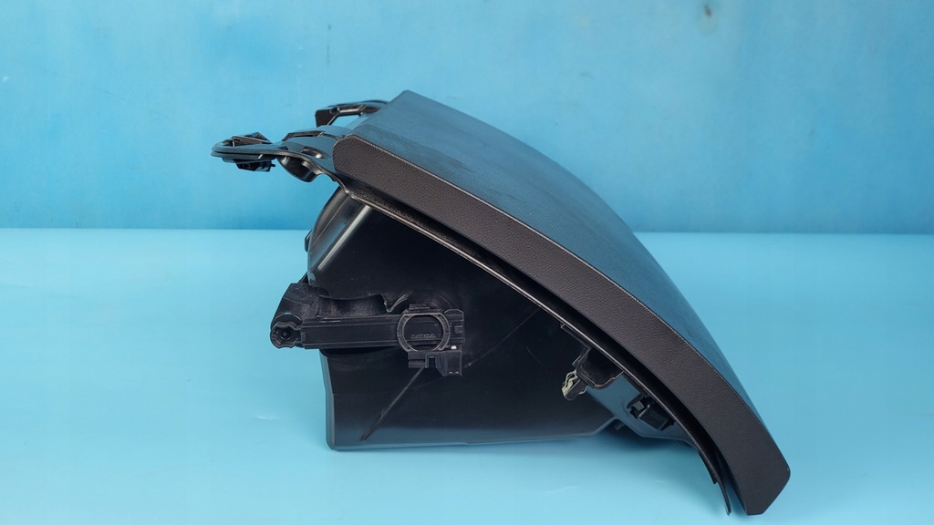 фото №9, Volvo xc60 ii 21r бардачок пасажира 31417596 лампа освітлення 31663793