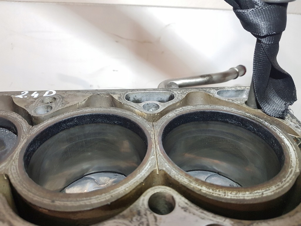 фото №10, Dół двигуна volvo v70 xc70 xc90 2.4d d5244t 163km